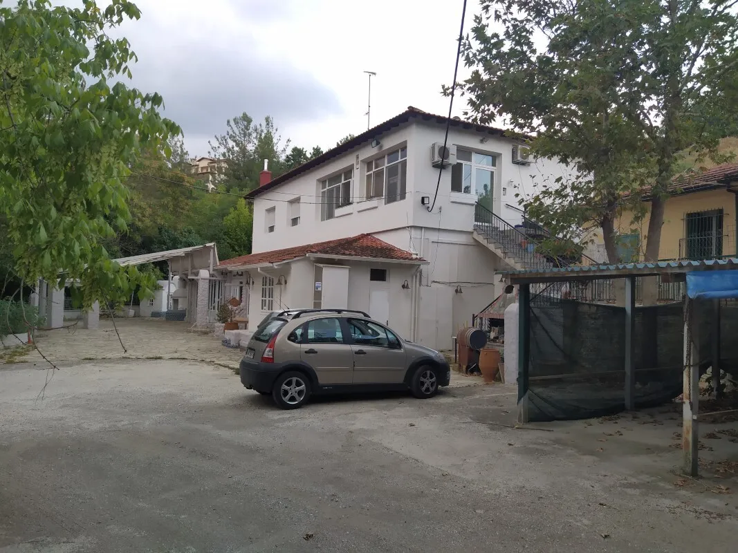 Αυτόνομο κτήριο κατοικιών 488τ.μ.  - 5