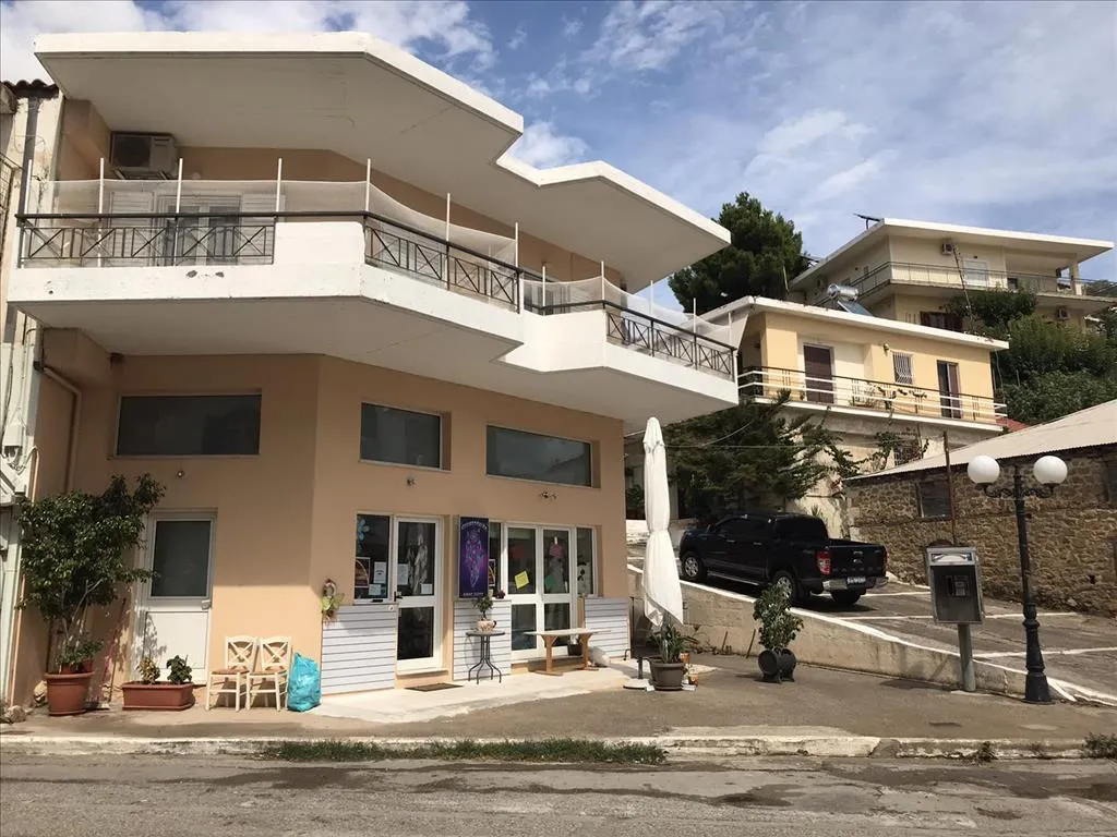 Μονοκατοικία 165τ.μ.  - 2