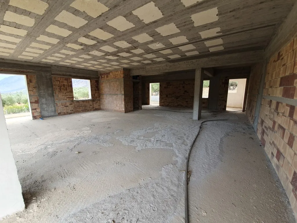 Other .. 750m²  - 4
