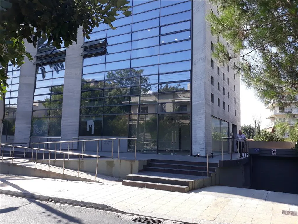 Αυτόνομο κτήριο κατοικιών 737τ.μ.  - 2