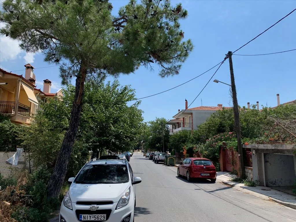 Οικόπεδο 1515τ.μ.  - 4