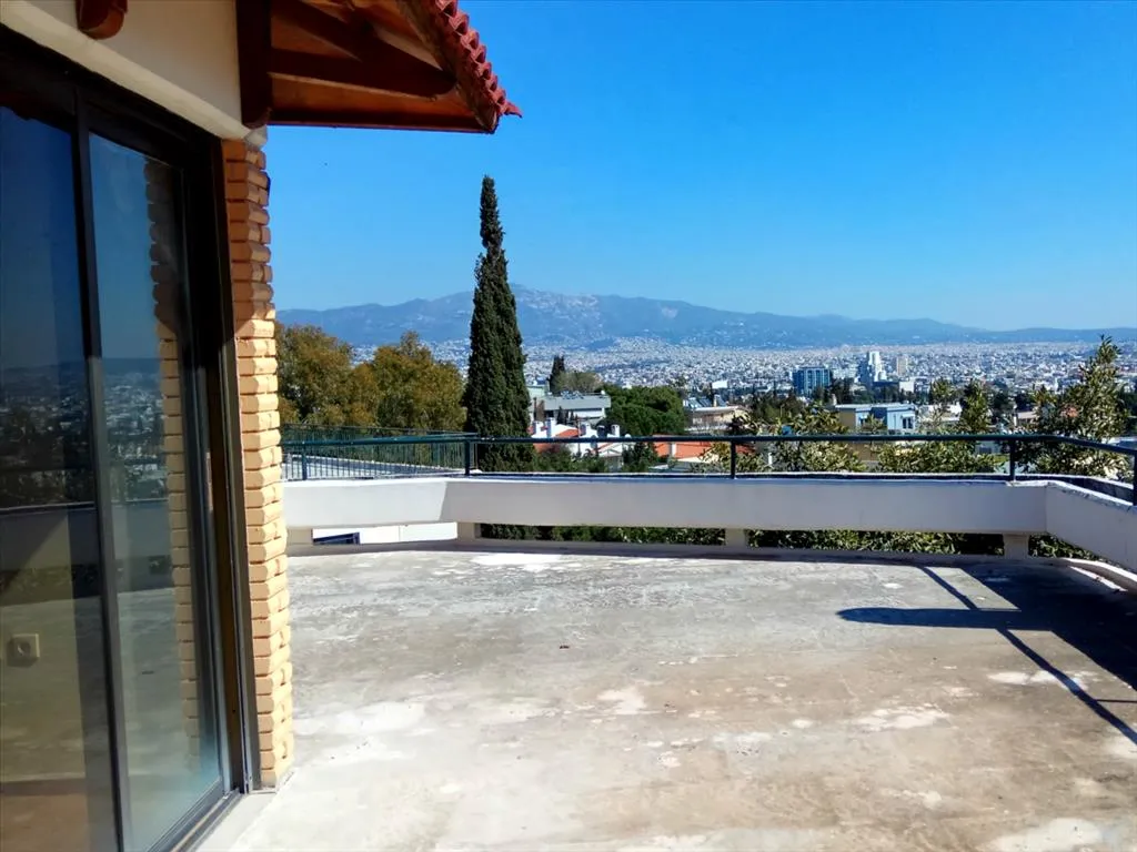 Standalone residential building 250m²  - 3