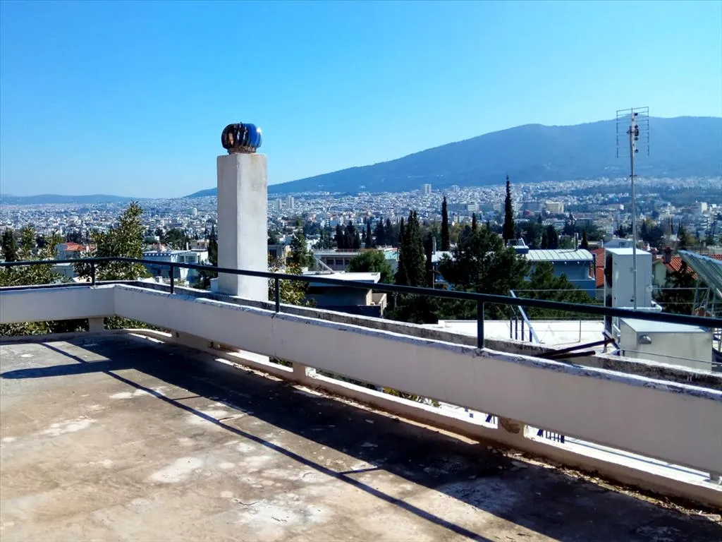 Standalone residential building 250m²  - 4