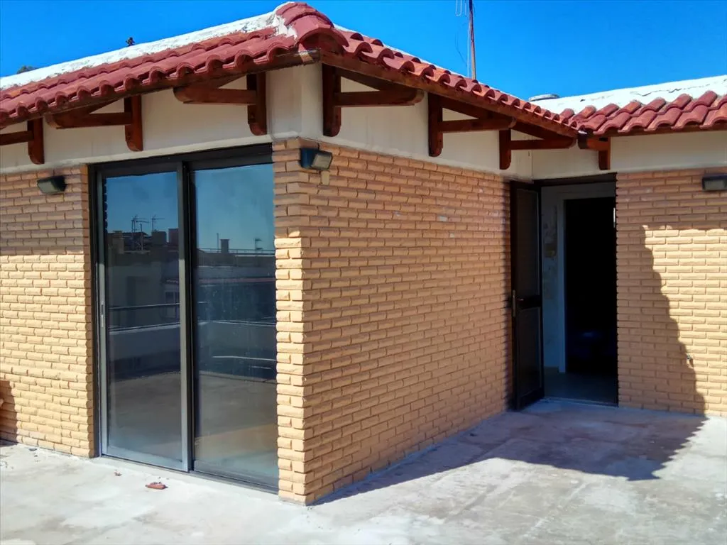 Standalone residential building 250m²  - 5