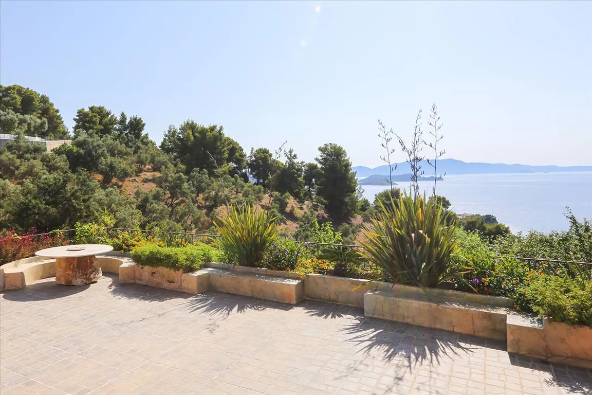 Detached house 640m²  - 3