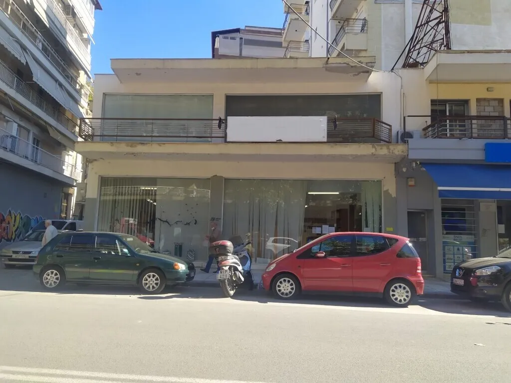 Άλλο.. 300τ.μ.  - 3