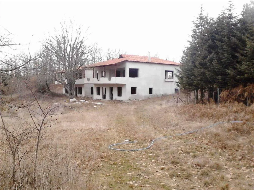 Άλλο.. 580τ.μ.  - 2