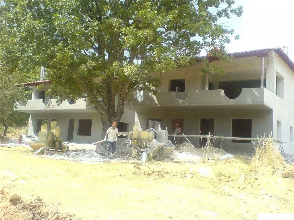 Άλλο.. 580τ.μ.  - 4