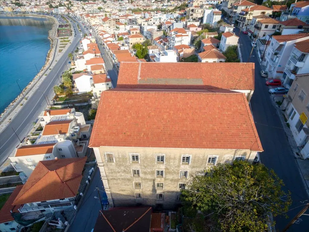 Other .. 5500m²  - 2