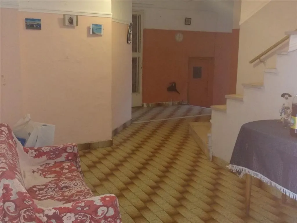 Standalone residential building 350m²  - 2