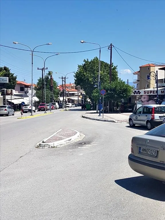 Άλλο.. 250τ.μ.  - 3