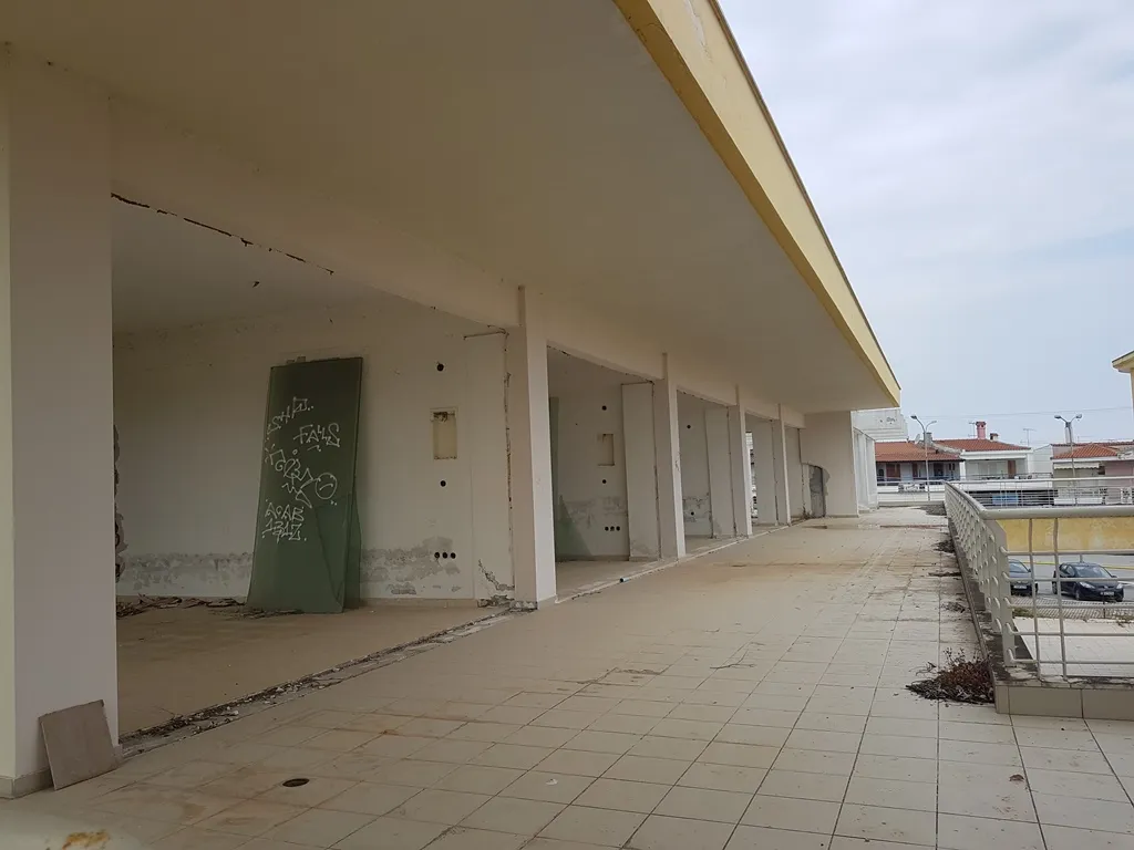 Άλλο.. 200τ.μ.  - 3