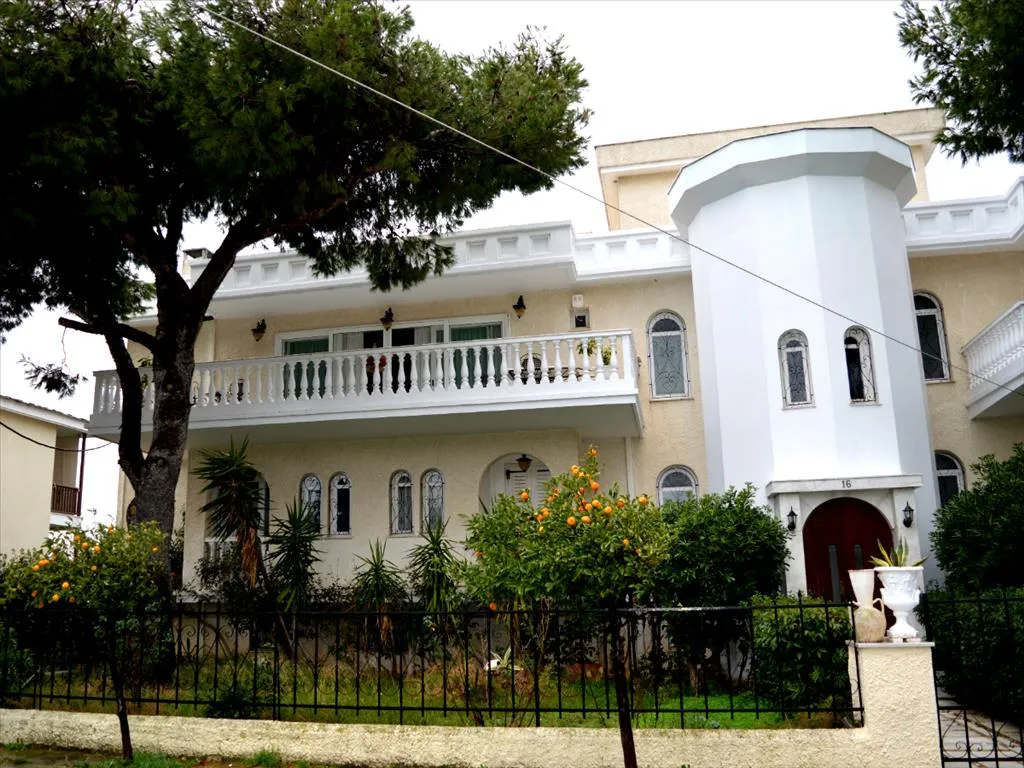 Μονοκατοικία 440τ.μ.  - 2