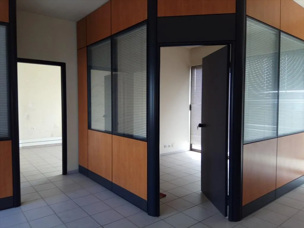 Standalone residential building 1100m²  - 3