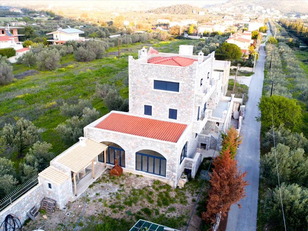 Μονοκατοικία 436τ.μ.  - 2