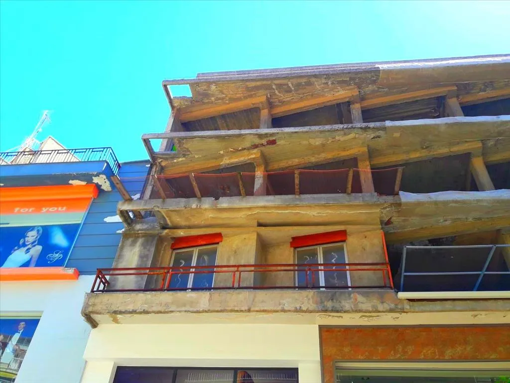 Standalone residential building 2170m²  - 2