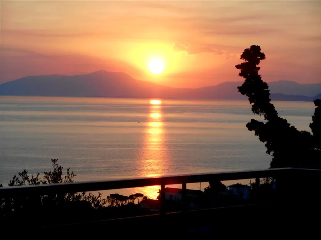 Μονοκατοικία 90τ.μ.  - 3