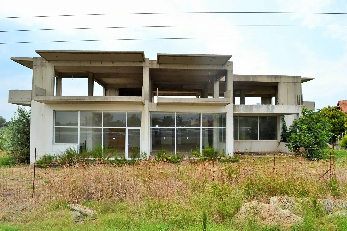 Other .. 1000m²  - 2