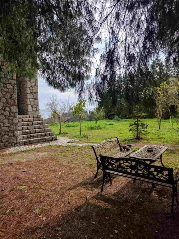 Μονοκατοικία 250τ.μ.  - 2
