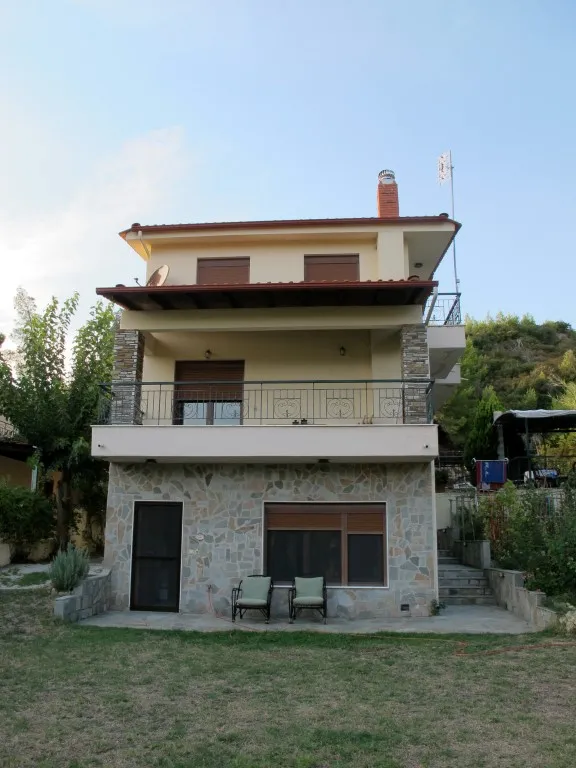 Μονοκατοικία 140τ.μ.  - 2