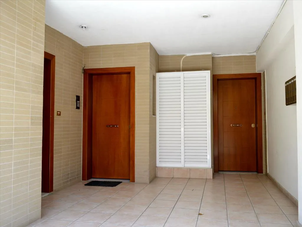 Standalone residential building 300m²  - 2
