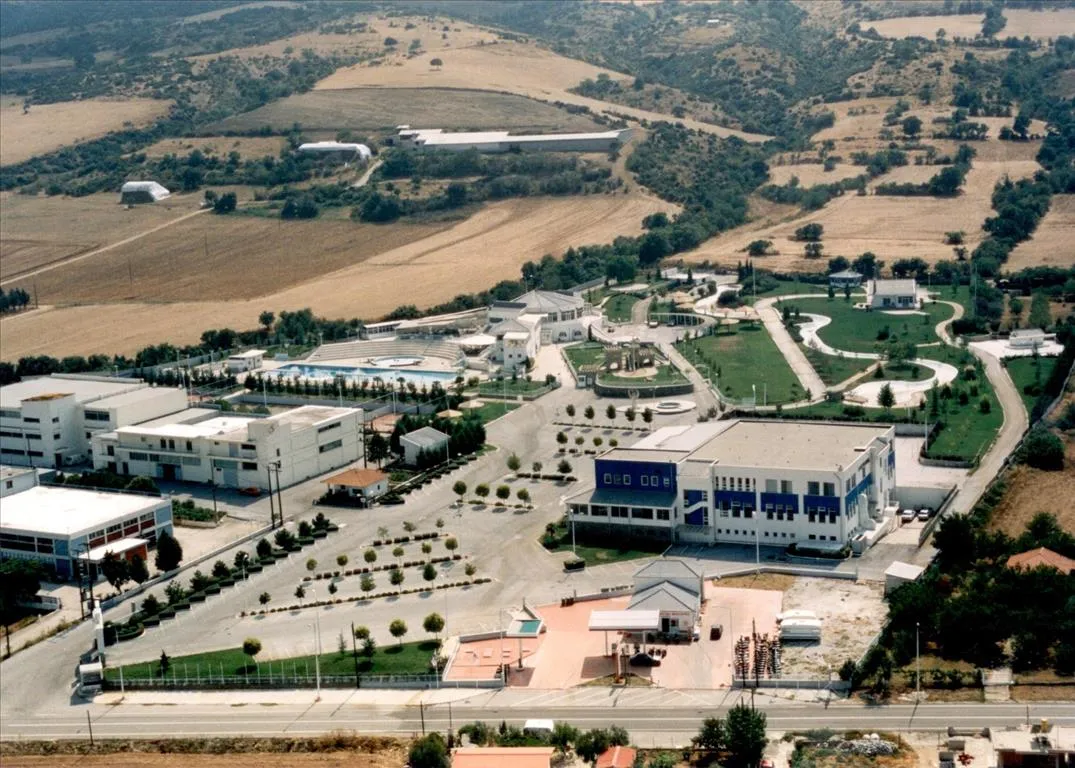 Άλλο.. 4530τ.μ.  - 2