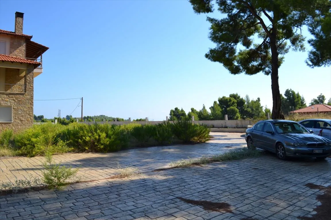 Μεζονέτα 360τ.μ.  - 3