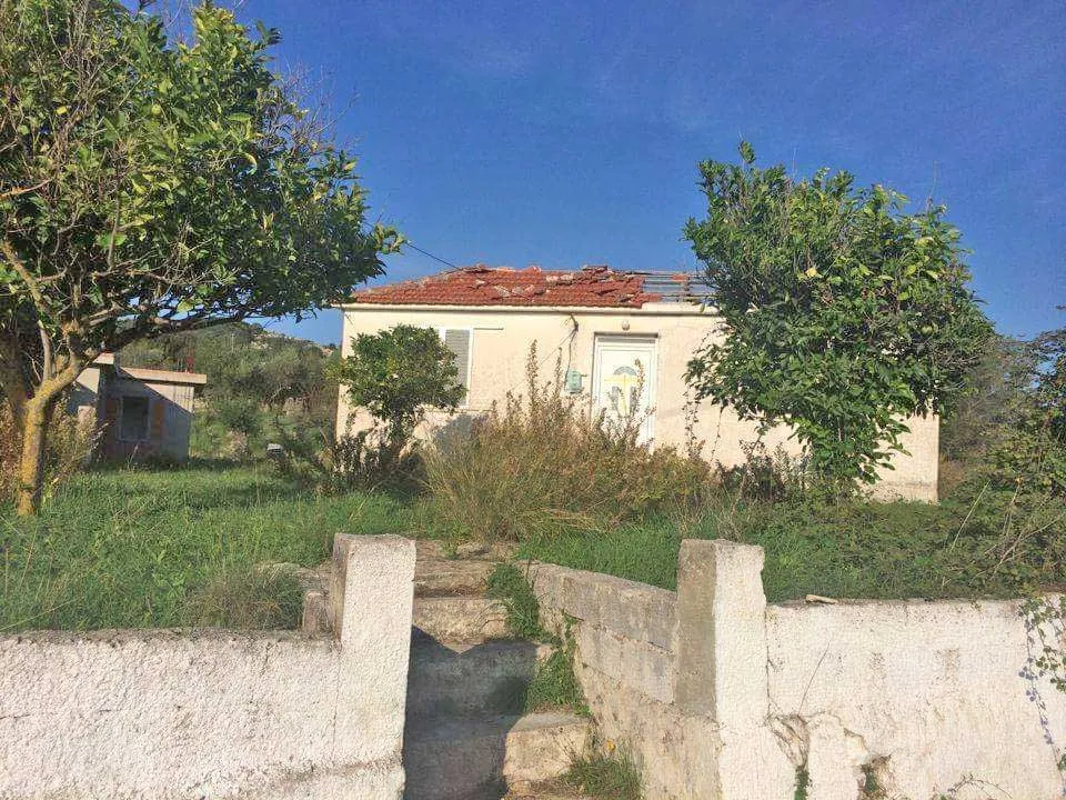 Μονοκατοικία 40τ.μ.  - 3