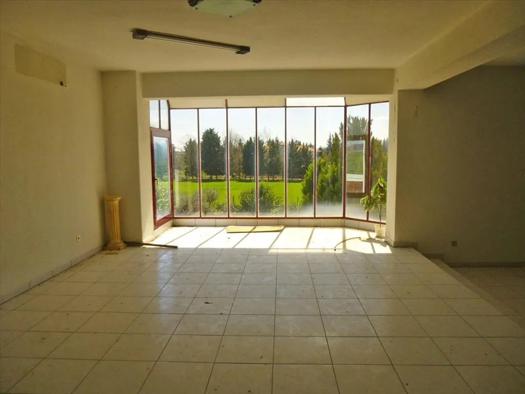 Other .. 1500m²  - 4