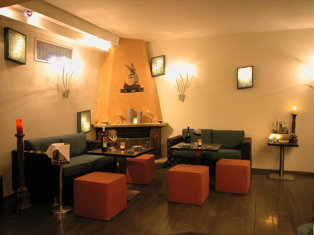 Other .. 300m²  - 3