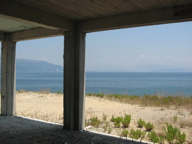 Μονοκατοικία 700τ.μ.  - 2