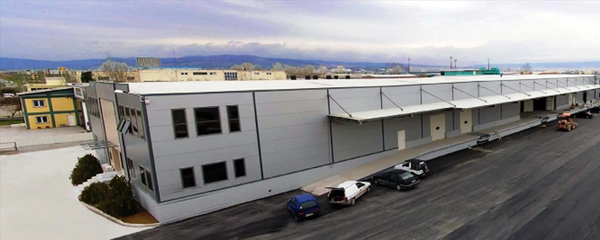 Other .. 3000m²  - 2
