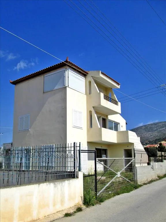 Μονοκατοικία 300τ.μ.  - 5