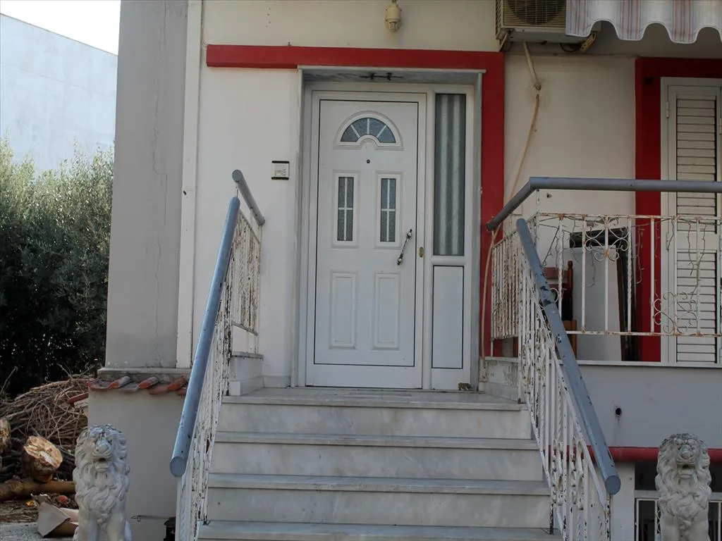 Μονοκατοικία 230τ.μ.  - 3