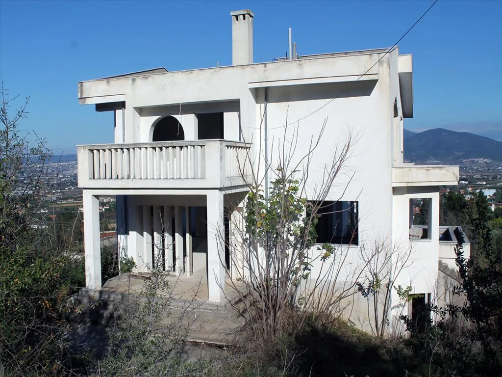 Μονοκατοικία 800τ.μ.  - 4