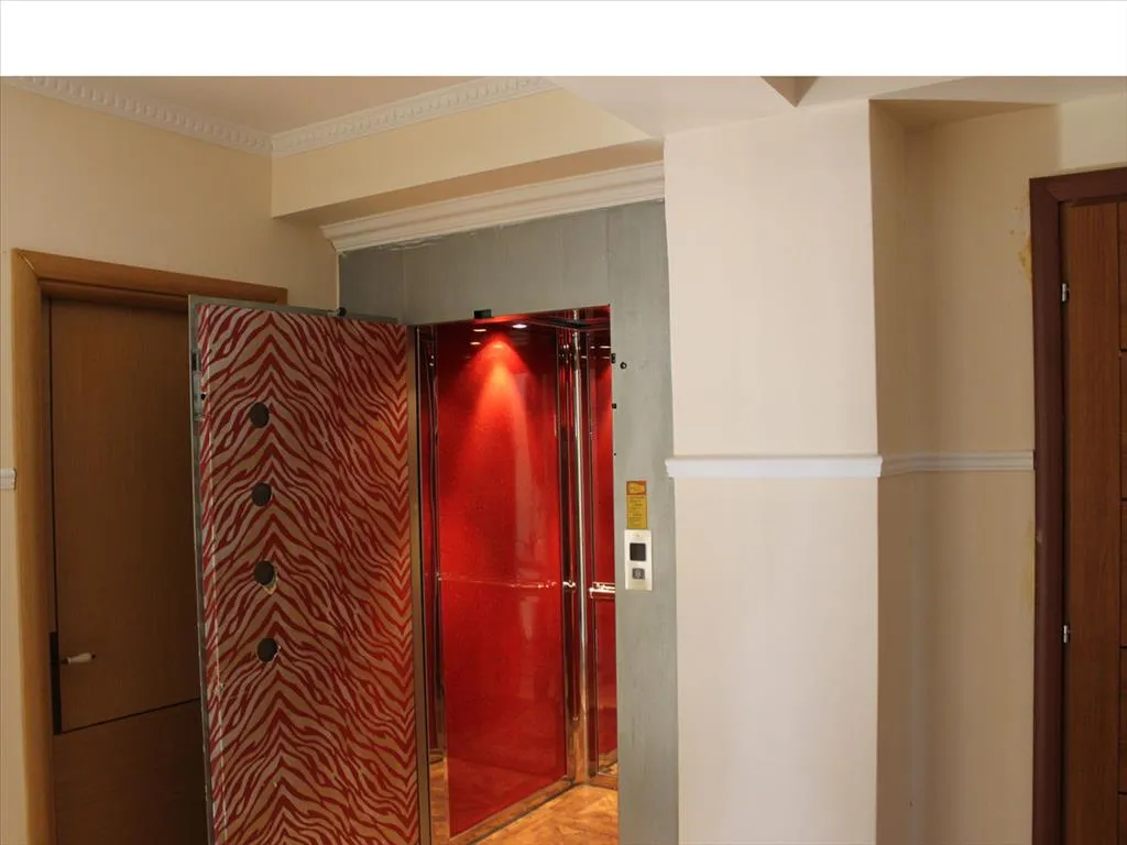 Other .. 2000m²  - 4
