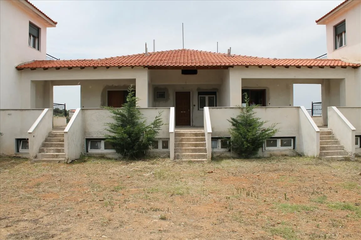 Άλλο.. 685τ.μ.  - 5