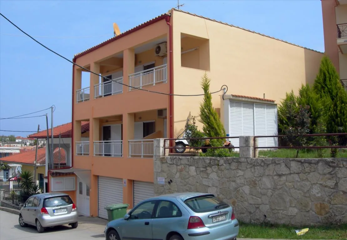 Άλλο.. 500τ.μ.  - 3