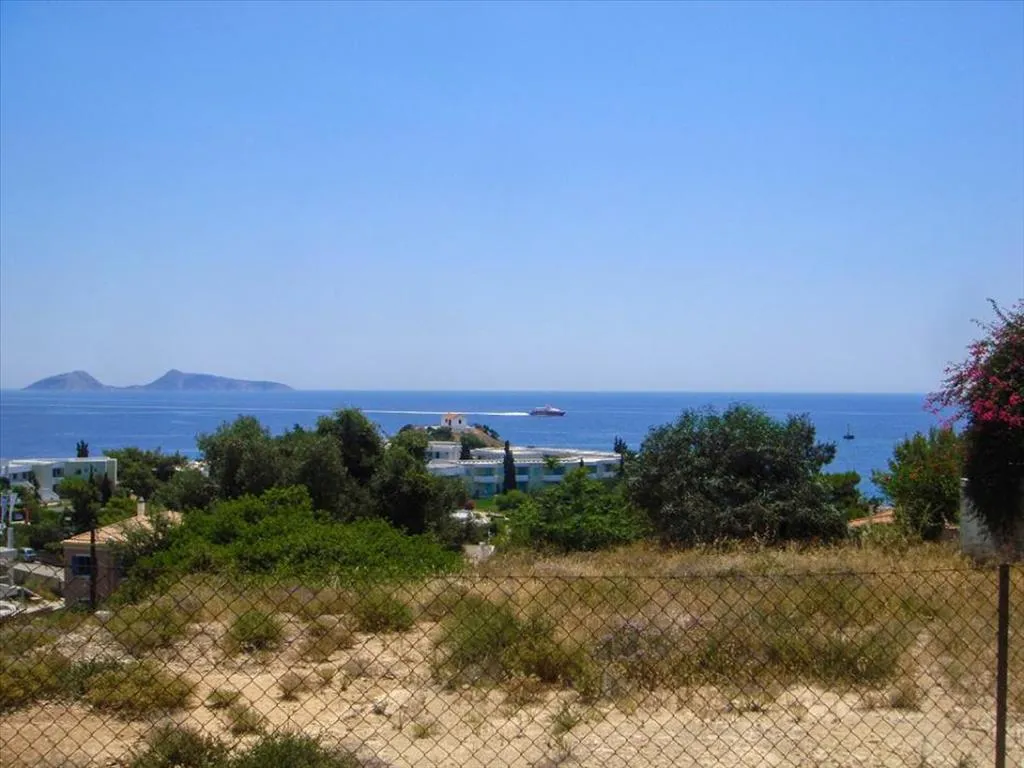 Οικόπεδο 1000τ.μ.  - 4