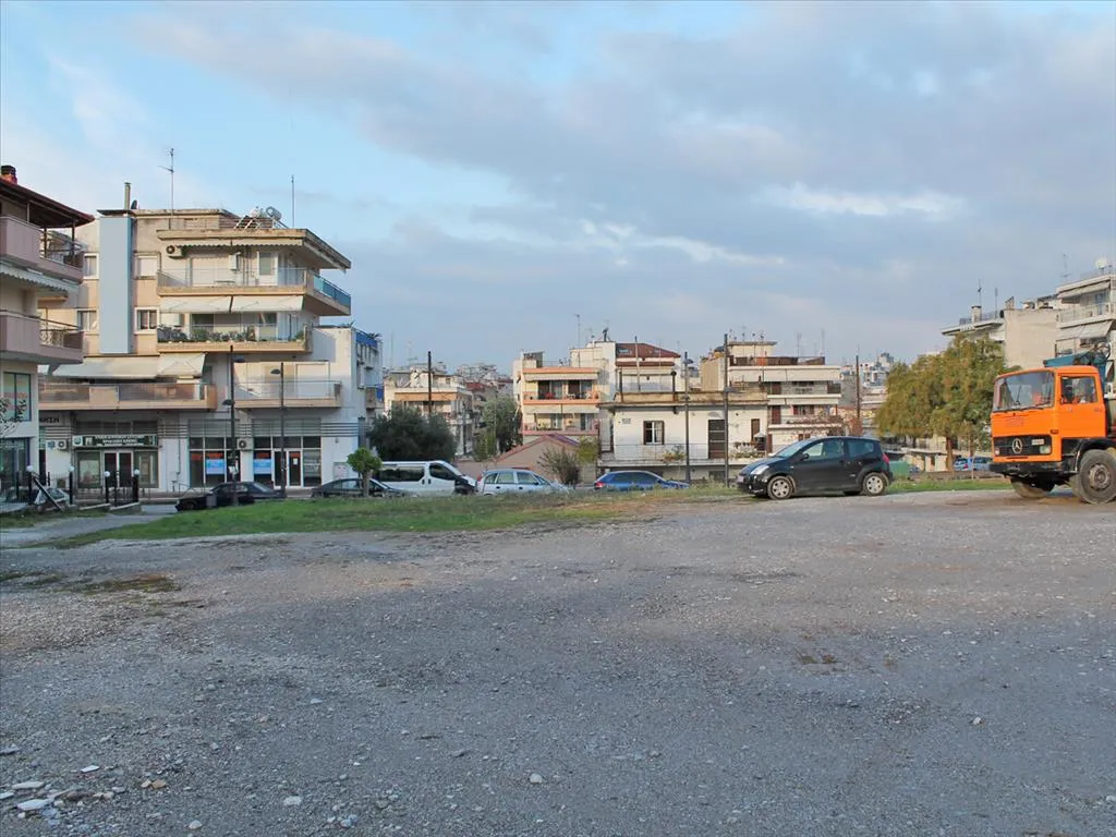 Οικόπεδο 3500τ.μ.  - 4
