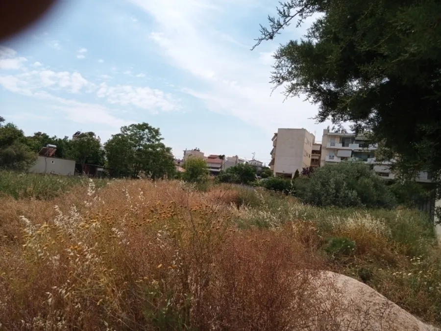 Οικόπεδο 611τ.μ.  - 3
