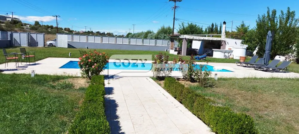 Μονοκατοικία 470τ.μ.  - 3