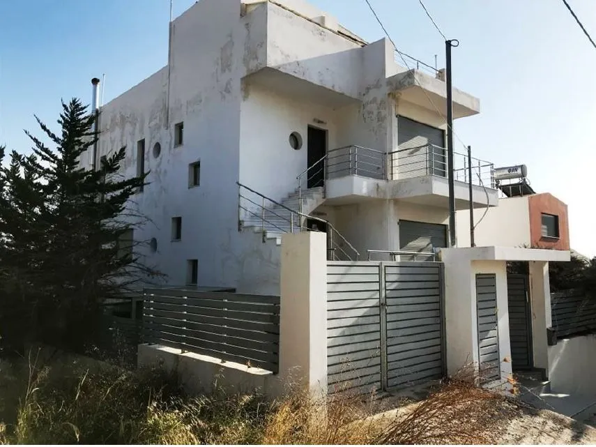 Αυτόνομο κτήριο κατοικιών 509τ.μ.  - 2