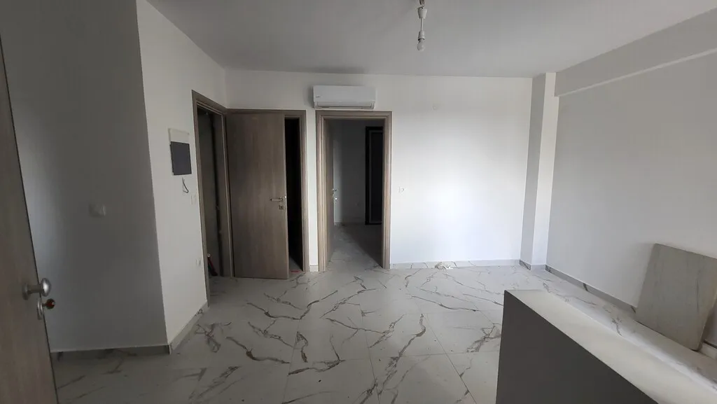 Αυτόνομο κτήριο κατοικιών 260τ.μ.  - 5