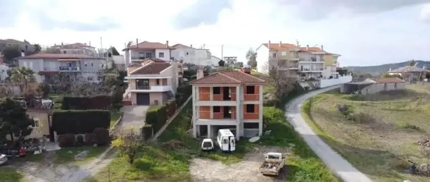 Αυτόνομο κτήριο κατοικιών 280τ.μ.  - 3