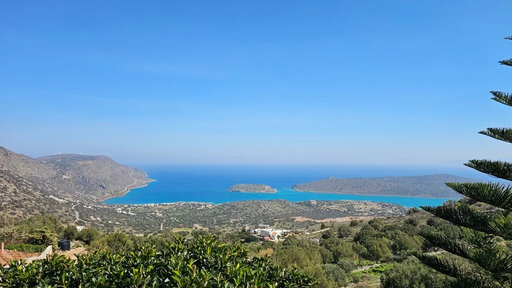 Μονοκατοικία 650τ.μ.  - 3