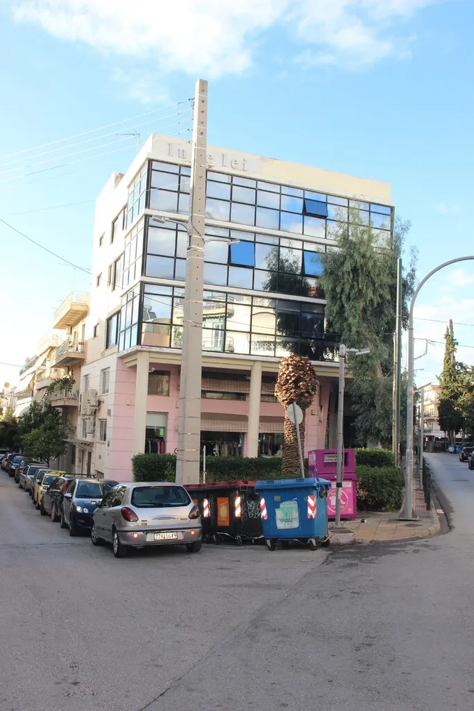 Αυτόνομο κτήριο κατοικιών 1070τ.μ.  - 3