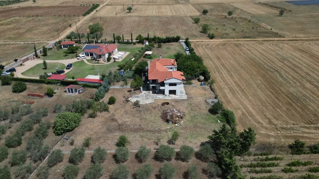 Μεζονέτα 167τ.μ.  - 2
