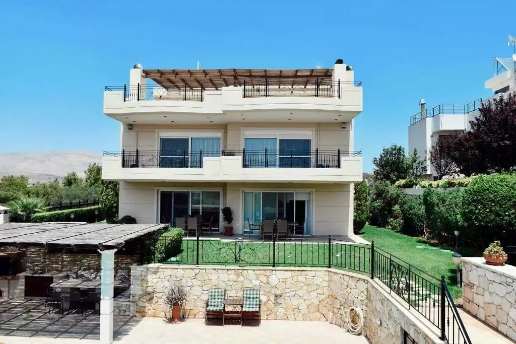 Μονοκατοικία 680τ.μ.  - 4