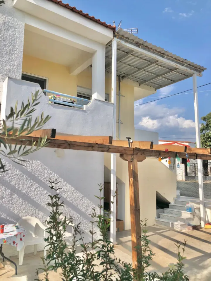 Standalone residential building 155m²  - 4